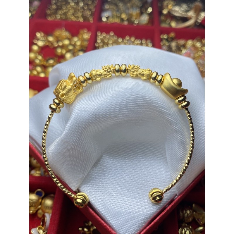กำไลข้อมือปี่เซียะทองแท้99.99% +กิมตุ้งทองหุ้ม(24k) น้ำหนัก 0.1 กรัม ส่งพร้อมใบรับประกัน(A089)