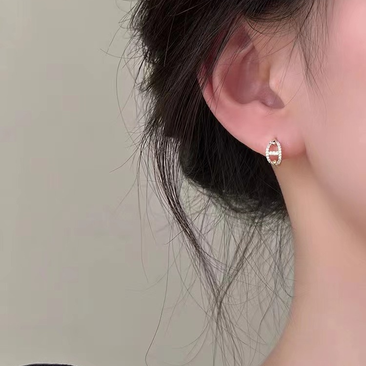 ต่างหูห่วง ทรงกลม ประดับเพทาย ขนาดเล็ก สีทอง แฟชั่นสําหรับผู้หญิง