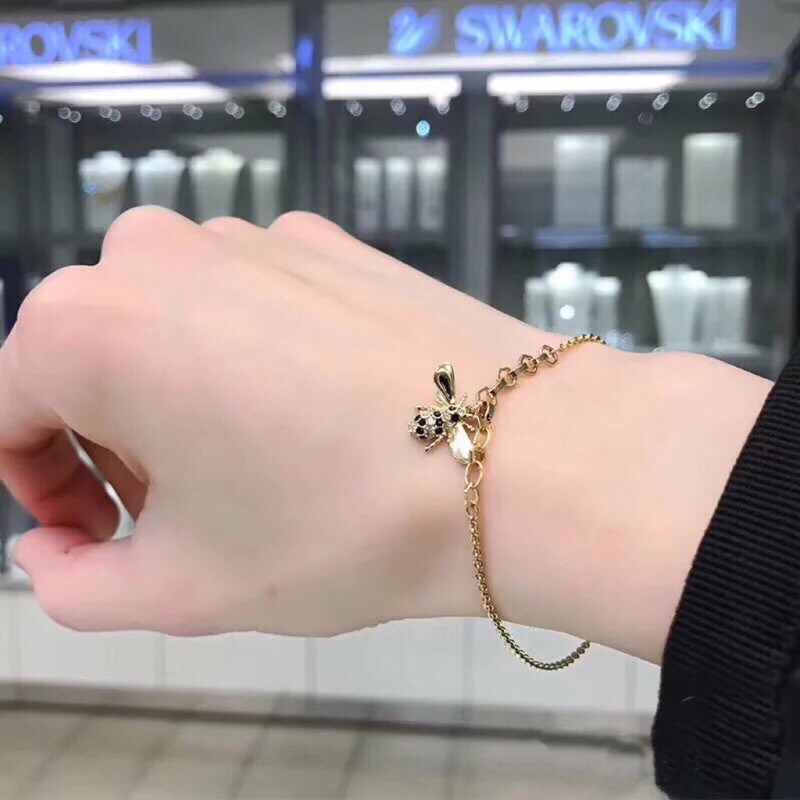 พร้อมส่ง Swarovskiแท้ใหม่ สร้อยข้อมือ swarovski ของแท้ ของแท้ 100% แท้蜜蜂手链