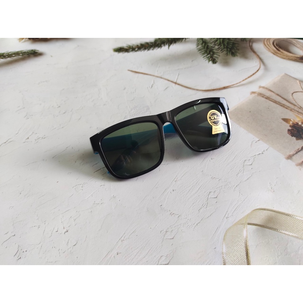 [มีของที่กรุงเทพ]แว่นยิงปลา แว่นเลนส์ออโต้ปรับแสง Polarized 9911BL