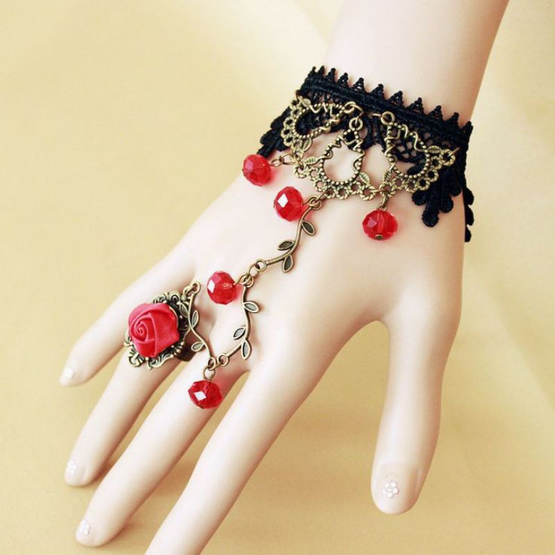 สร้อยข้อมือดอกกุหลาบหลากสีสไตล์โกธิค เสน่ห์ที่เป็นตัวของตัวเอง