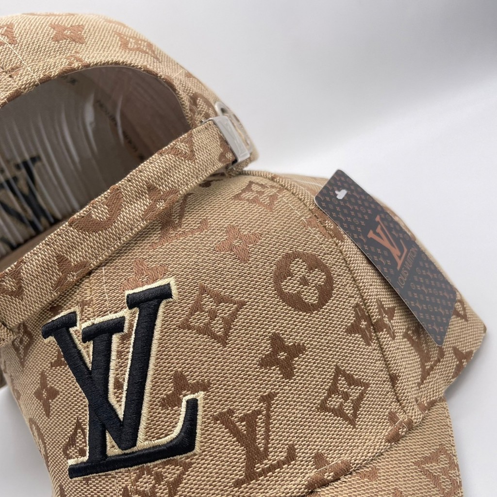 หมวกแก๊ป Louis Cap หมวกหลุยส์ งานปัก สไตล์ฟชั่น พร้อมป้าย ใส่กันแดด คุณภาพดี Cap Fashion