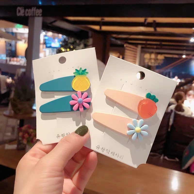 เกาหลีรุ่นใหม่ 2 แพ็คผลไม้กิ๊บลูกอมสีดอกเบญจมาศขนาดเล็กคลิปบีบี