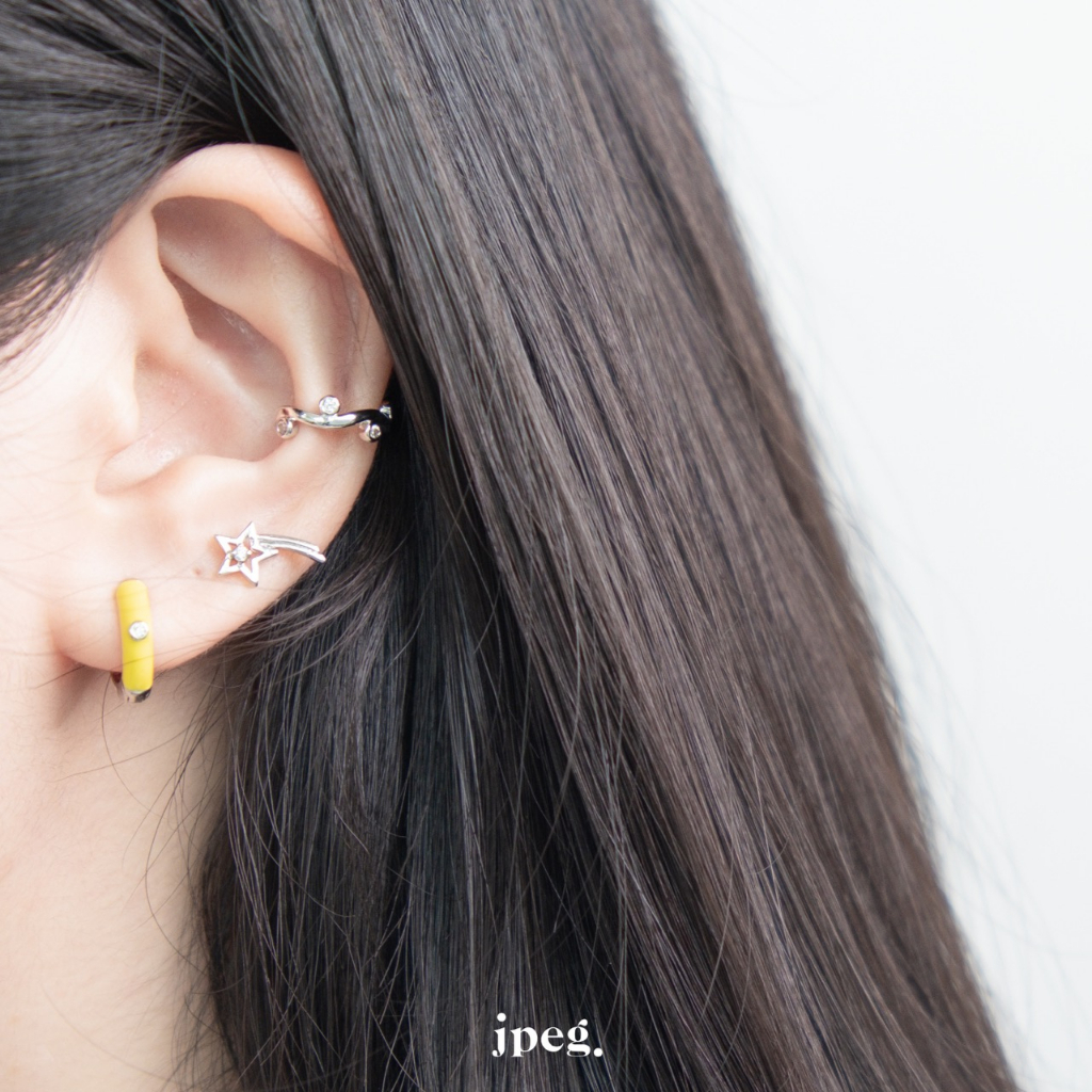 (เฉพาะ 4.4 ลดเหลือ 108 บาท) - spaghetti ear cuff (brass)