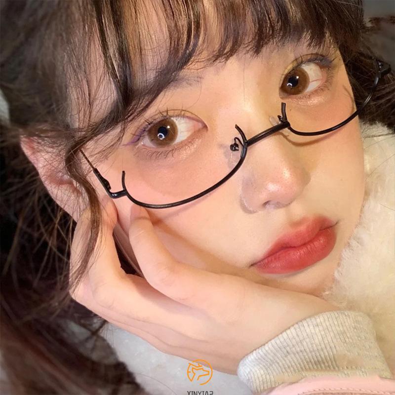 แว่นตาแบบครึ่งกรอบ สําหรับผู้หญิง