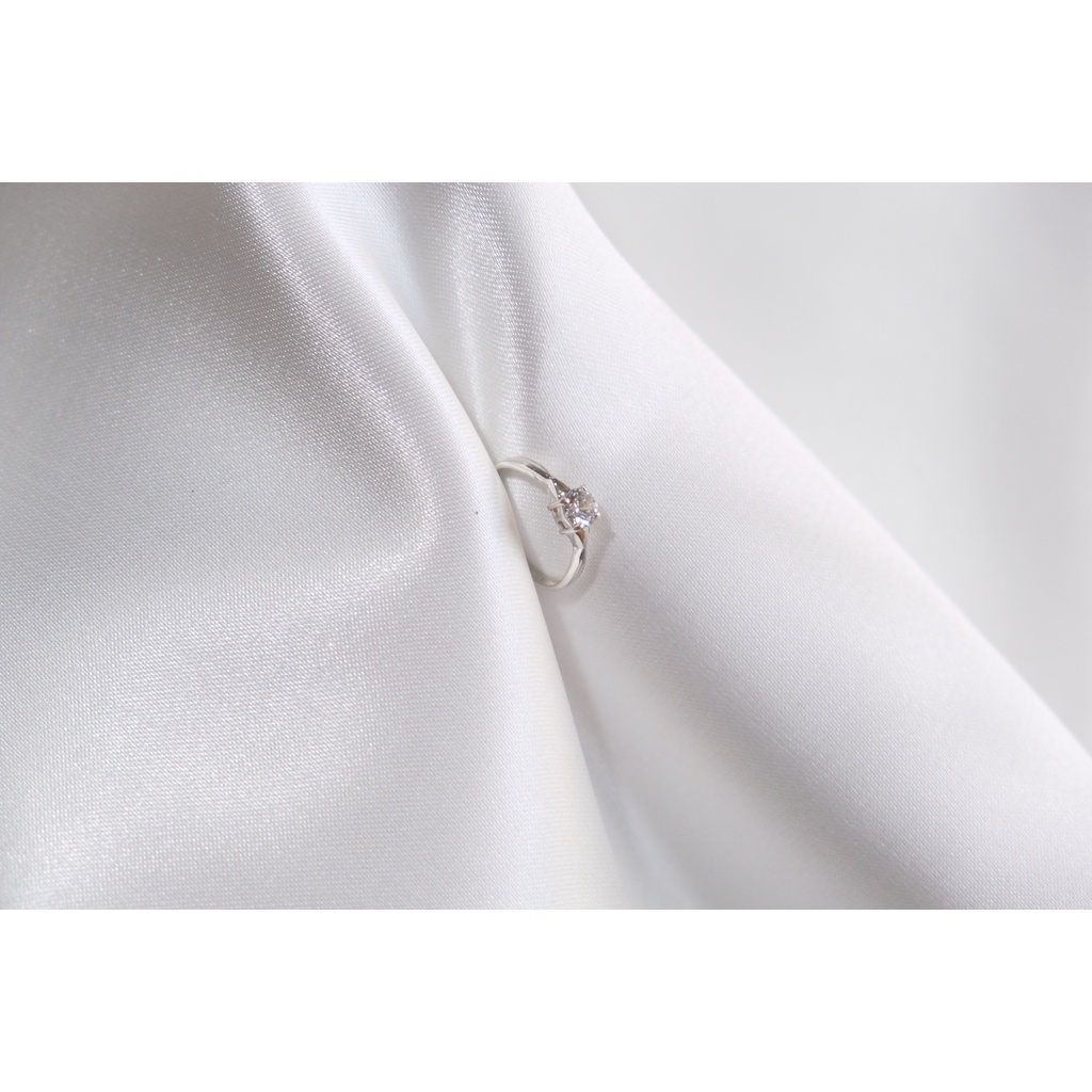 แหวนเงินแท้ 925 รุ่น Ribbon ฝังเพชร CZ เกรด AAA (ถ้าไม่มีไซส์ กดไซส์ใกล้เคียงแล้ว Note แจ้งได้เลยครับ)