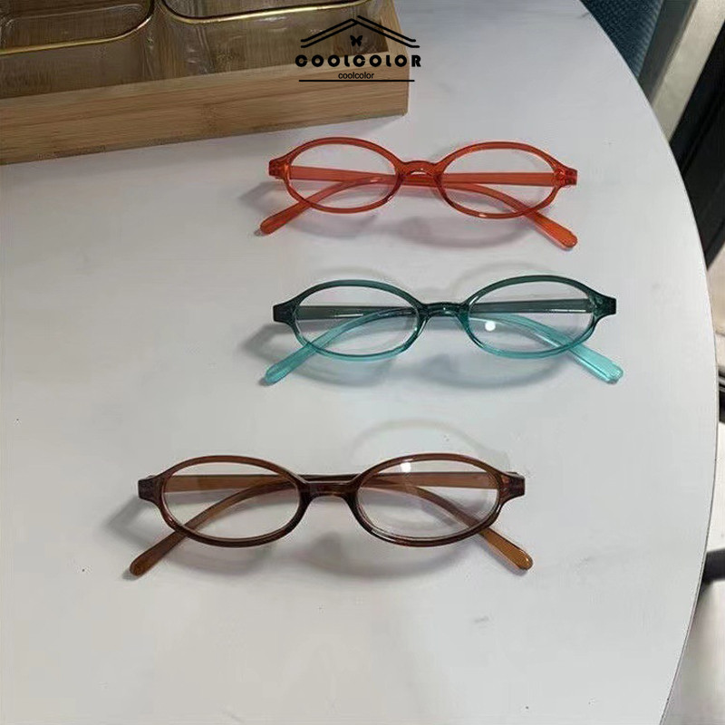 ในไทย แว่นตาเลนส์ใสทรงวงรีY2Kขนาดเล็กกรอบแคบสีแดงสีเขียวสไตล์ญี่ปุ่นสําหรับผู้หญิง.COD