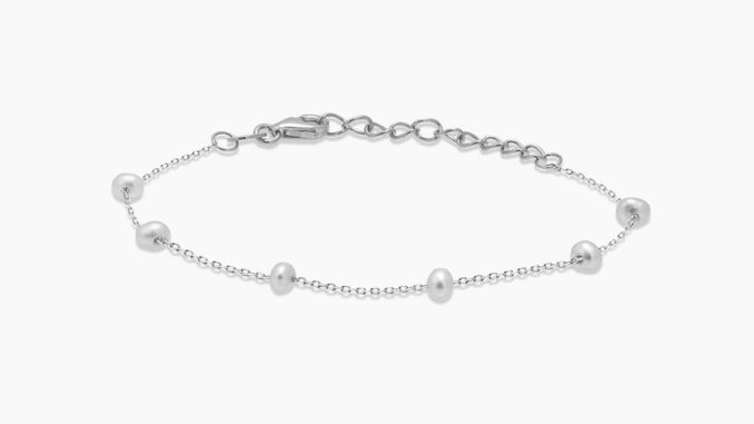 AURORA  สร้อยข้อมือมุกแท้ Baby Pearl ตัวเรือนเงินแท้ 92.5%
