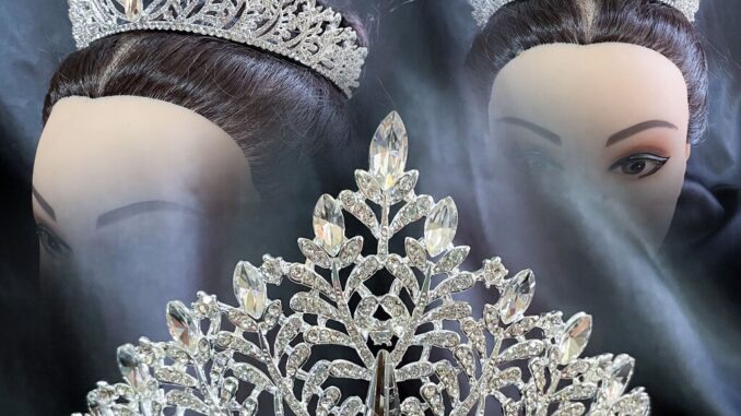 (พร้อมส่ง) เทียร่า 301 สีเงิน มงกุฎนางงาม งานสวย ปราณีต QCเพชรทุกเม็ด สินค้าพร้อมส่งจากไทย (พร้อมส่ง) เทียร่า 301 สีเงิน มงกุฎนางงาม งานสวย ปราณีต QCเพชรทุกเม็ด สินค้าพร้อมส่งจากไทย