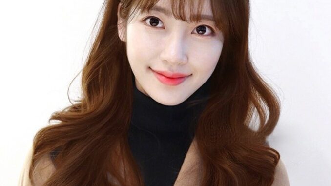Barsamiea Caramel brown women long wig Barsamiea Caramel brown women long wig