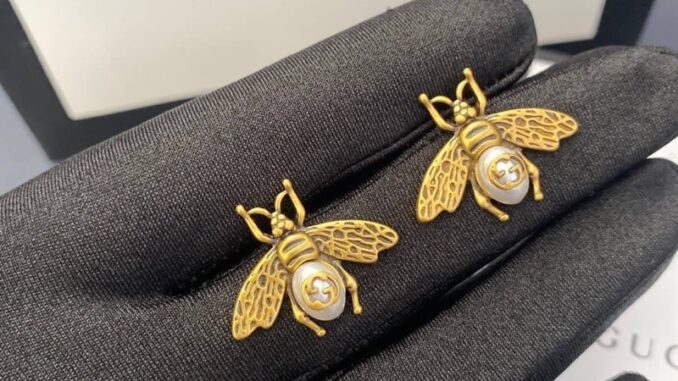 ต่างหูผึ้ง GUCCI Earring  Brand