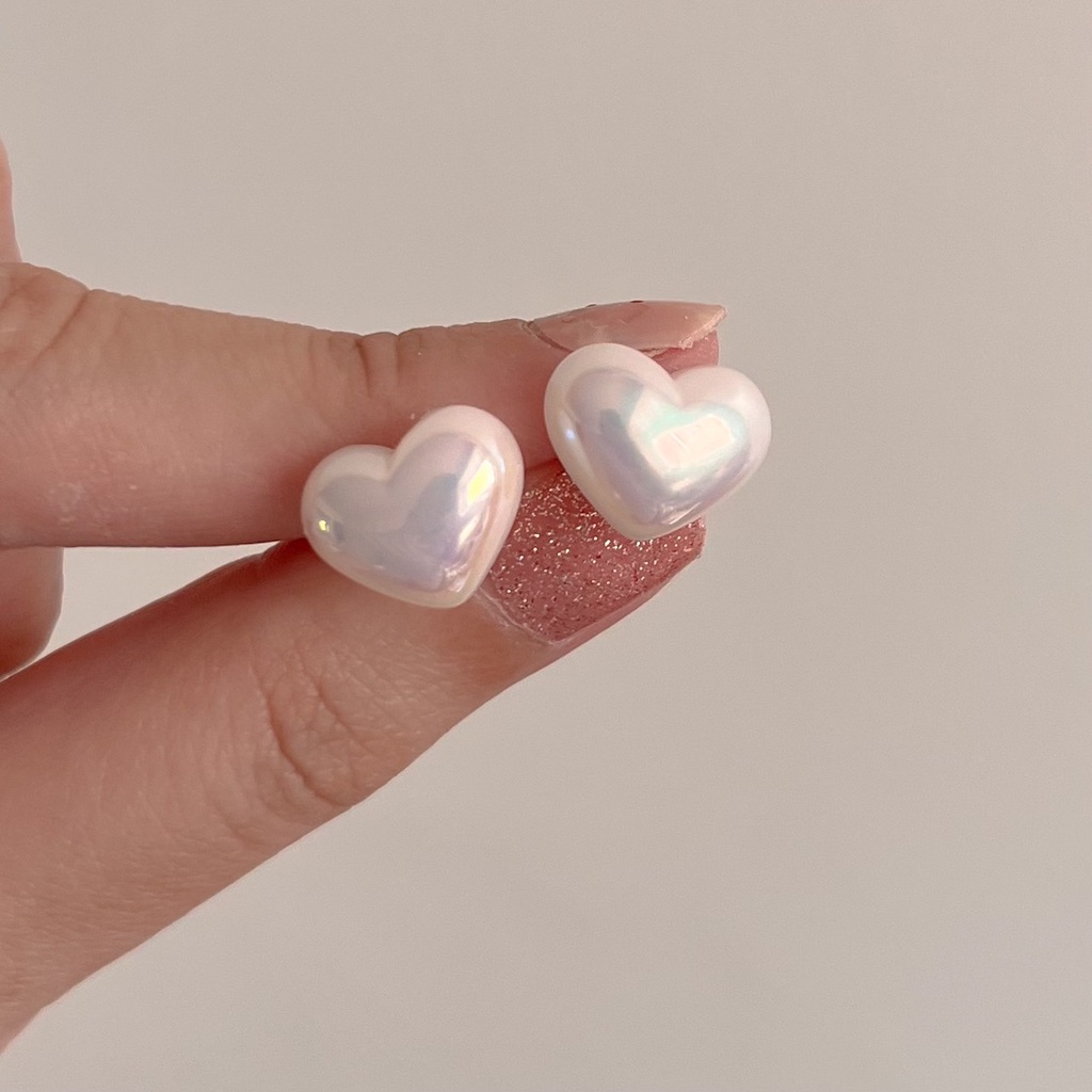 A.piece  ต่างหูเงินแท้ [all silver 925] Pearl heart stud earrings