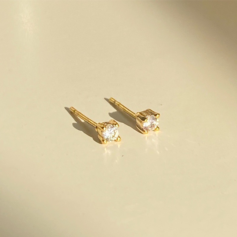 RINDA - Classic dot gem (ต่างหูก้าน)