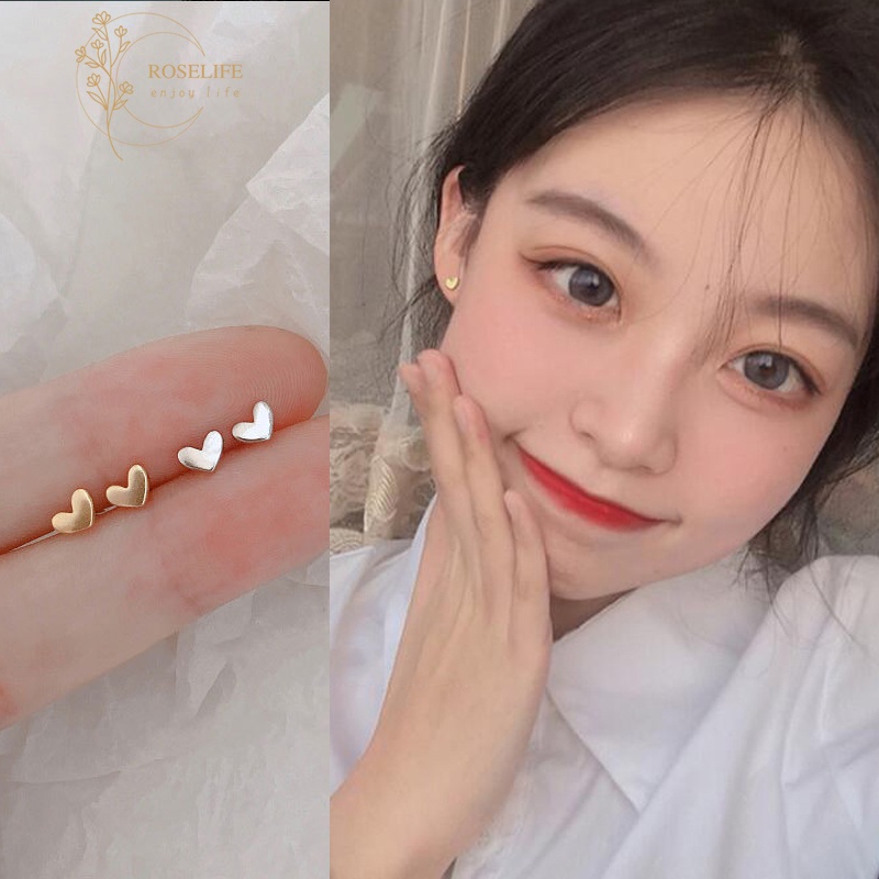 Roselife [1 คู่] S925 ต่างหูสตั๊ดจี้รูปหัวใจป้องกันการแพ้เครื่องประดับสําหรับนักเรียน