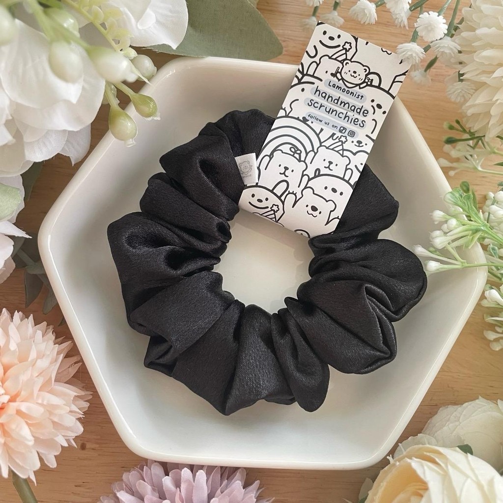 Scrunchie • Regular • Charcoal black