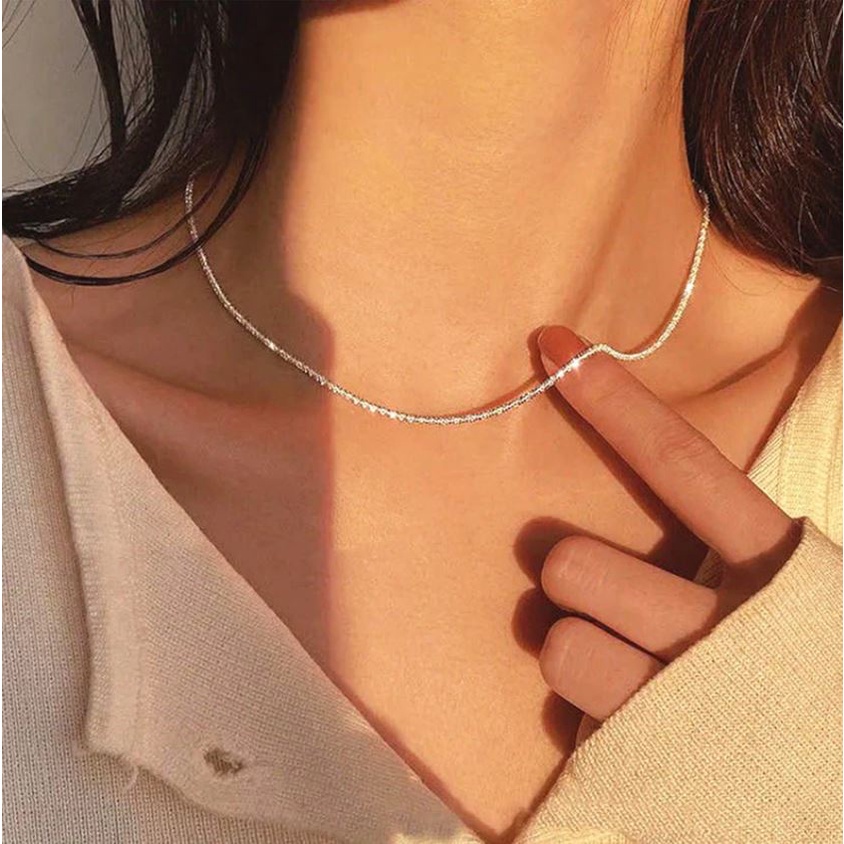 Teeya.shop_TH   / สร้อยคอ Clavicle Chain Choker ยอดนิยม สะท้อนเเสงเป็นประกาย สวยสะดุดตา