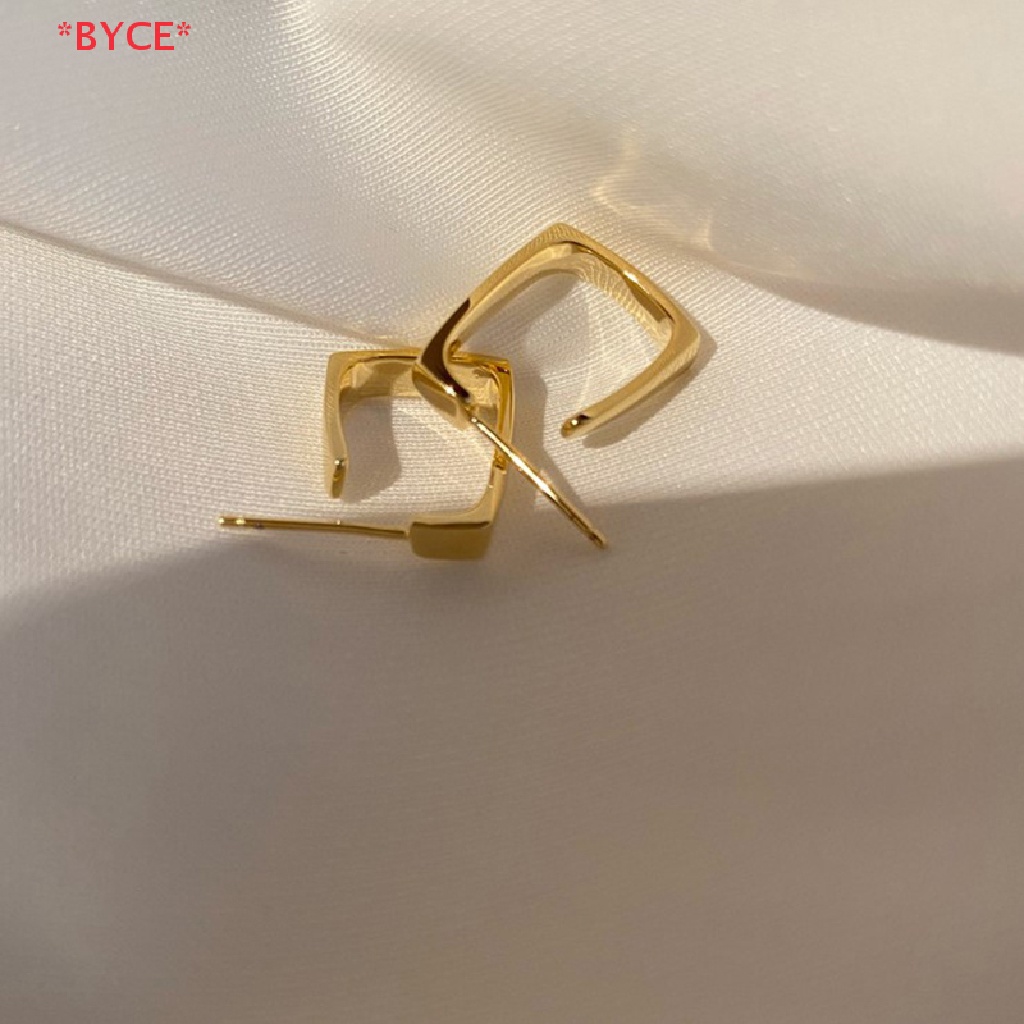 Byce> ใหม่ แฟชั่นผู้หญิง สเตนเลส แวววาว ต่างหูสตั๊ด อารมณ์ สุภาพสตรี สี่เหลี่ยม ต่างหู ปาร์ตี้ วันเกิด ของขวัญ เครื่องประดับใหม่” /></a></p>
<p><a href=