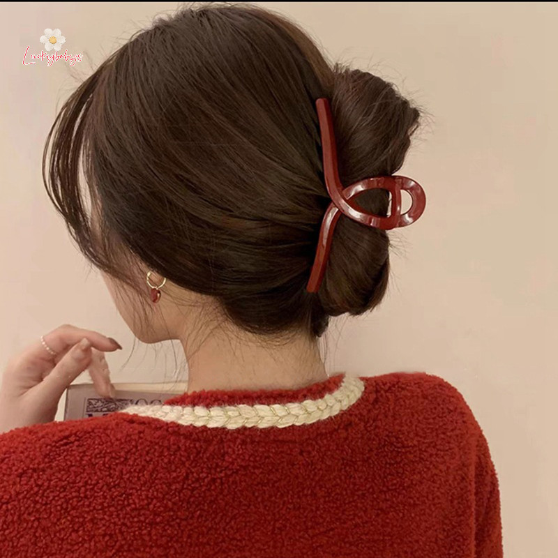 Luckybabys> ใหม่ ผู้หญิง สีแดง สดใส กิ๊บติดผม กิ๊บติดผมหางม้า ขนาดใหญ่ กิ๊บติดผมหางม้า สาว เครื่องประดับผม ฉลาม กิ๊บหนีบผม ใหม่” /></a></p>
<p><a href=