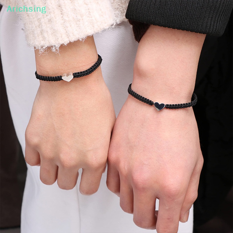 <Arichsing> สร้อยข้อมือเชือกถัก จี้ตัวอักษร A-Z 26 ตัว ปรับได้ เครื่องประดับ สําหรับผู้หญิง ผู้ชาย คู่รัก มิตรภาพ ของขวัญลดราคา” /></a></p>
<p><a href=