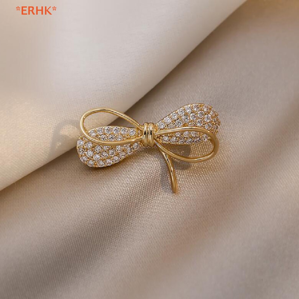 Erhk> ใหม่ เข็มกลัดคริสตัล รูปดอกทานตะวัน ประดับโบว์ พลอยเทียม เครื่องประดับ สําหรับงานแต่งงาน ปาร์ตี้” /></a></p>
<p><a href=