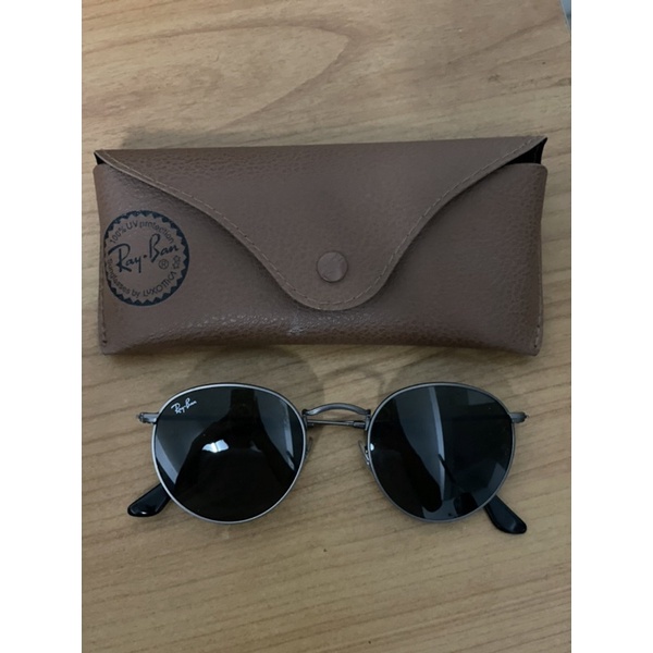 ส่งต่อ Ray-Ban Round Metal - RB3447 029  size 50 -sunglasses 6500>4050″ /></a></p>
<p><a href=