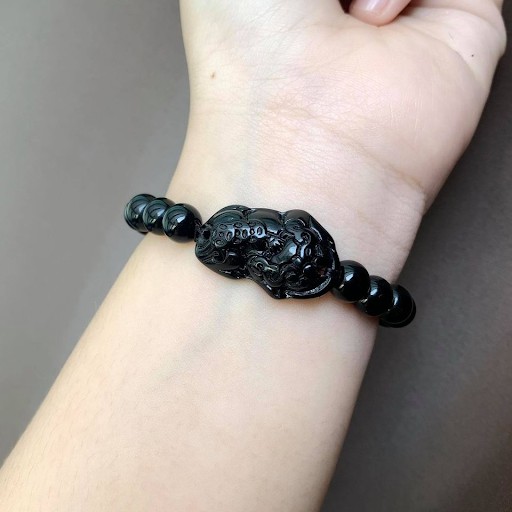 กำไลข้อมือปี่เซียะดำมหาอำนาจ