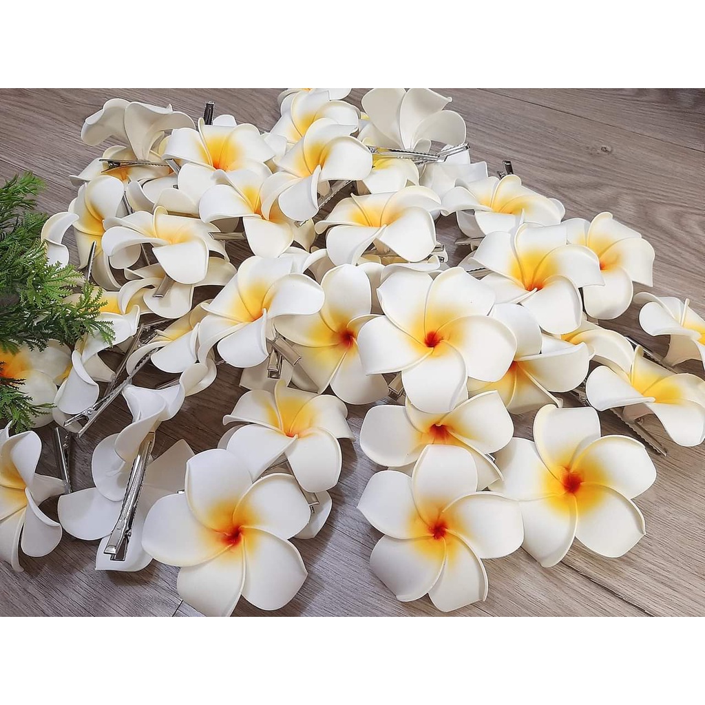 กิ๊บติดผมดอกไม้ กิ๊บติดผมดอกลีลาวดี พร้อมส่ง ราคาต่อ 1 ดอก