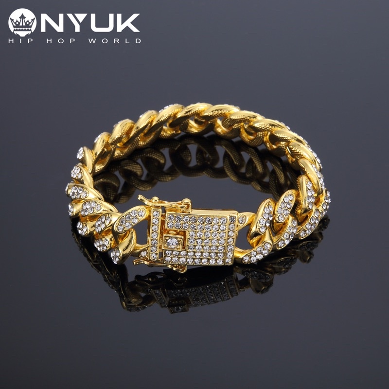 ข้อมือฝังเพชร ทอง18K