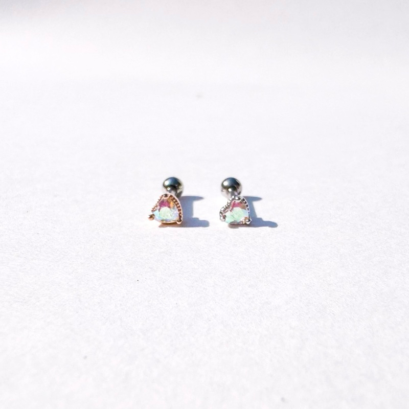 จิวต่างหูเกาหลี Morethanpiercing: A132 Tiny heart