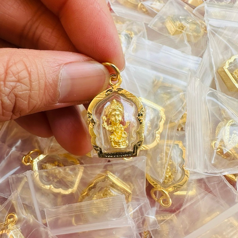 จี้พระแม่ลักษมี งานทองเหลือง ราคาส่ง พร้อมส่ง แถมแผ่นยันต์แม่ลักษมีทุกออเดอร์