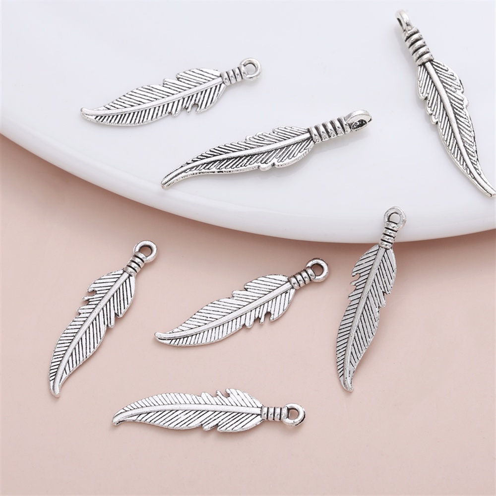 จี้สร้อยคอ รูปใบไม้น่ารัก ละเอียดอ่อน เครื่องประดับ สําหรับผู้หญิง DIY 40 ชิ้น ต่อชุด