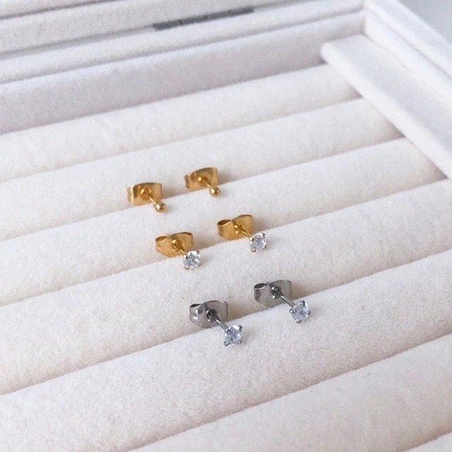 ต่างหูเพชร simple diamond ใส่ติดหูโดนน้ำได้