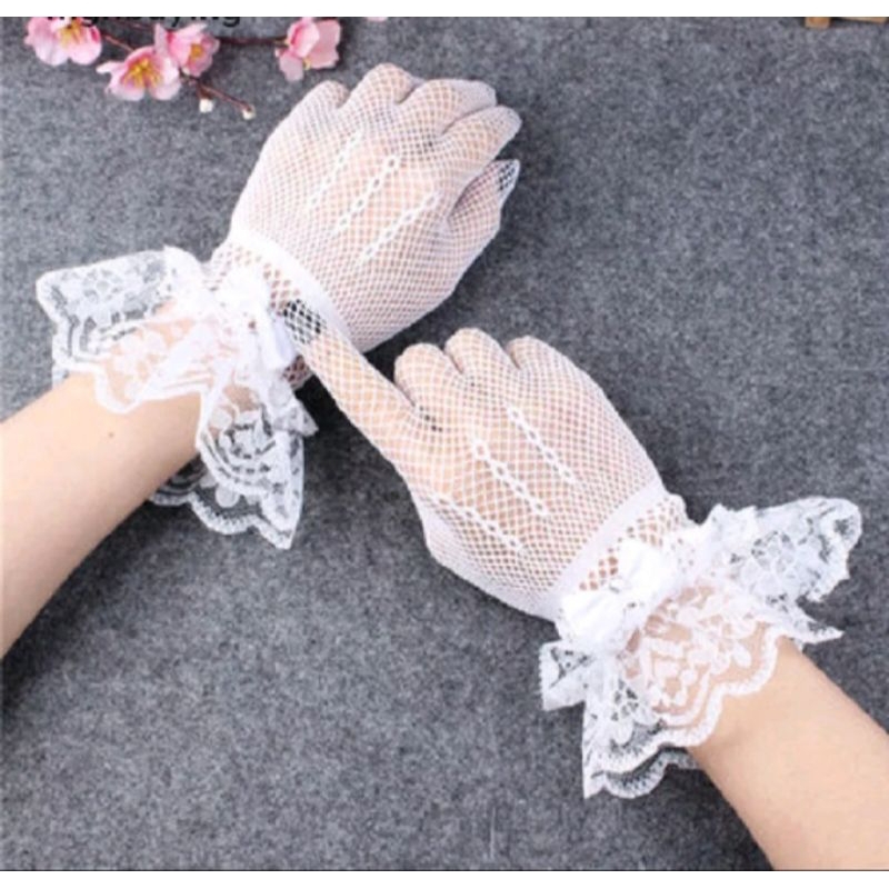 ถุงมือตาข่ายลูกไม้ระบาย พร้อมส่ง