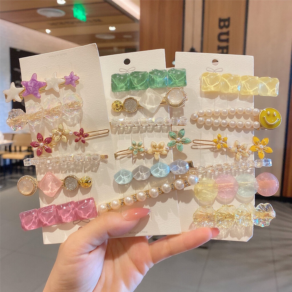 บ้านพลู  กิ๊บติดผม กิ๊บมุก คริสตัล ดอกไม้ สำหรับผู้หญิง เซต 5-6 ชิ้น