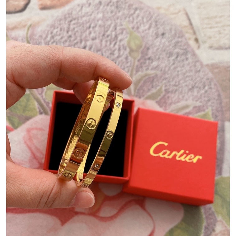 พร้อมส่งกำไลเล็ก14ซม กำไลข้อมือสลักน๊อต 1:1 สแตนเลสเคลือบ18ทองK