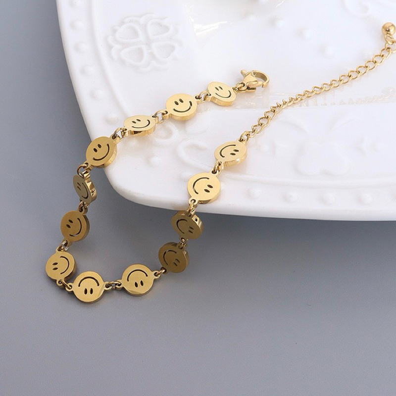 สร้อยข้อมือ กำไลข้อมือ Smiley ไม่ลอกไม่ดำ มี 2 สี (พร้อมส่ง)