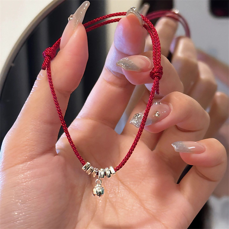 สร้อยข้อมือ เชือกกระดิ่ง สีแดง เครื่องประดับแฟชั่น สําหรับผู้หญิง