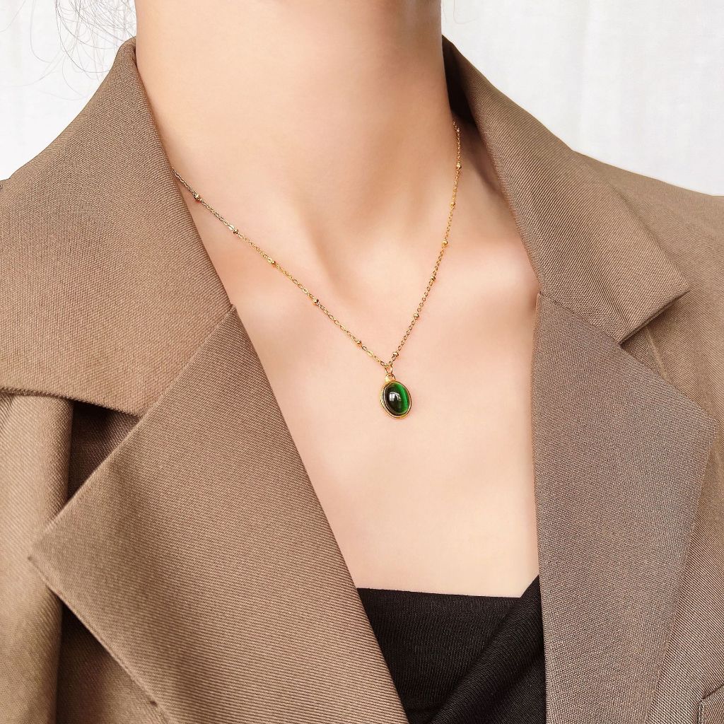 สร้อยคอโซ่เหล็กไทเทเนียม ทอง 18k จี้โอปอล สีไม่จาง สไตล์ฝรั่งเศส สําหรับผู้หญิง
