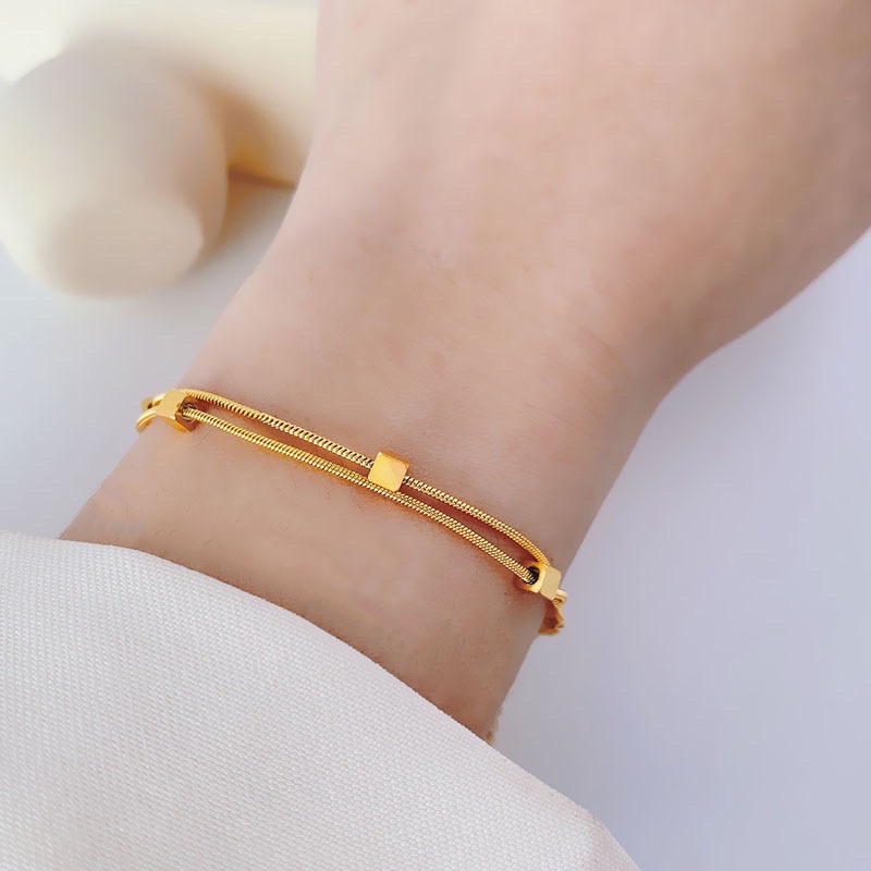 เครื่องประดับ พร้อมส่ง สร้อยข้อมืองานโซ่เล็กหนา สร้อยสองเลเยอร์สองเส้น