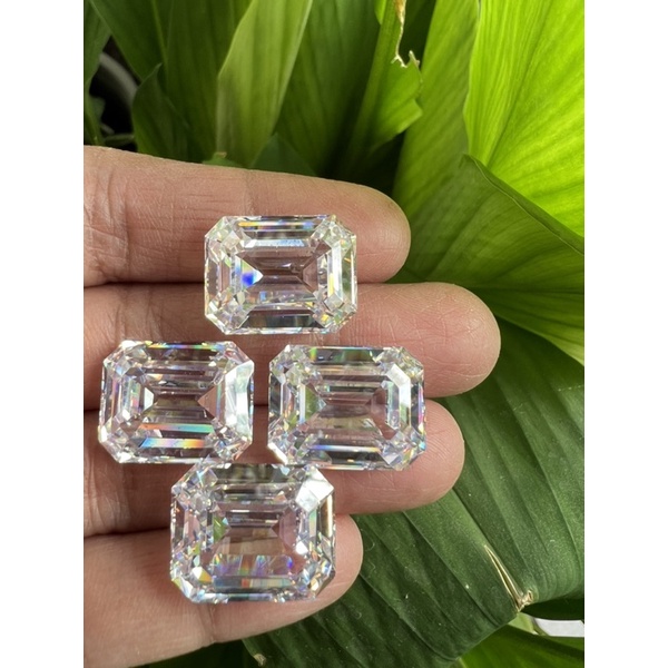 เพชร สวิส CZ SWISS DIAMOND PREMIUM WHITE พลอย AAA สีขาว ทรงกลม 16X14 มม (1 เม็ด)