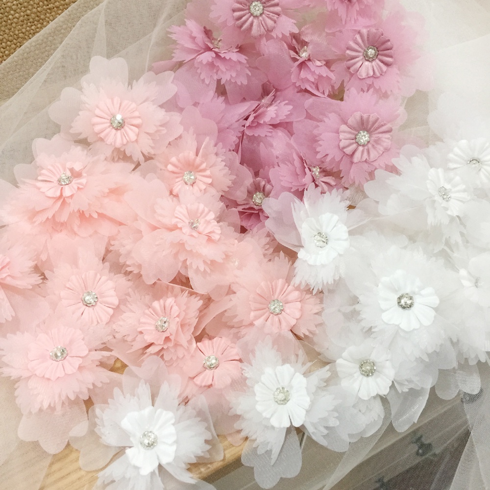 แผ่นแพทช์ ลายดอกไม้ 3D สีขาว สีชมพู กว้าง 8.5 ซม. DIY 5 ชิ้น