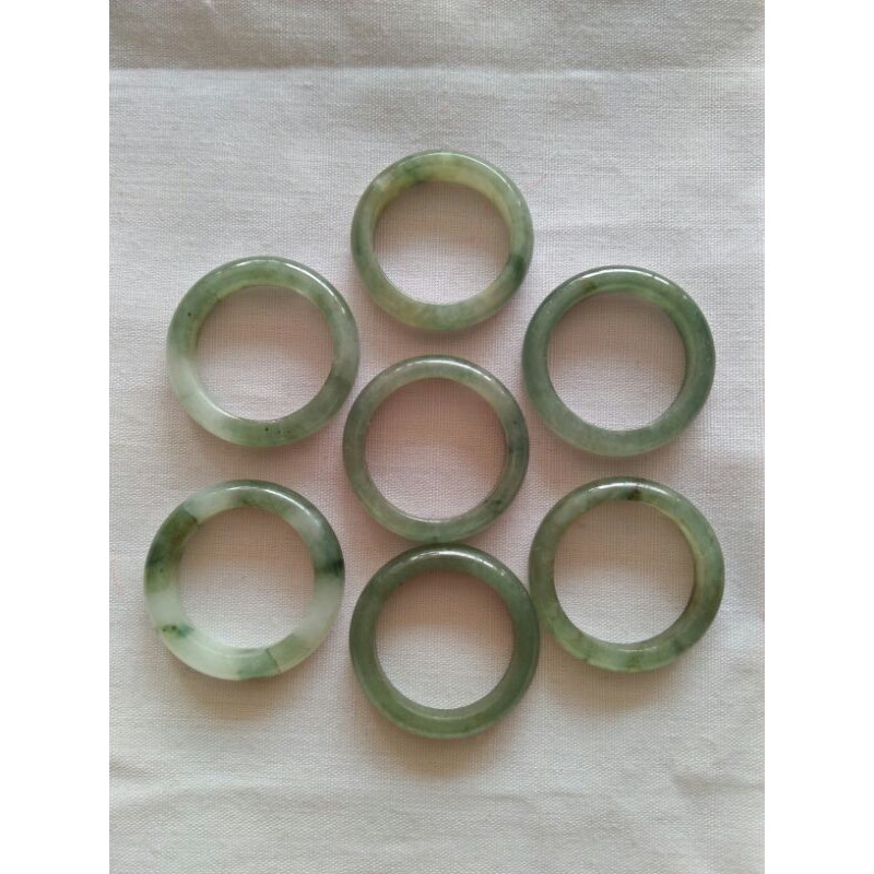 แหวนหยกนำโชค(jadeite typeA)