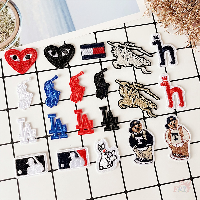 ♥ แผ่นแพทช์ โลโก้ ขนาดเล็ก แฟชั่น สําหรับเก็บสะสม ♥ แผ่นแพทช์รีดติดเสื้อ DIY 1 ชิ้น