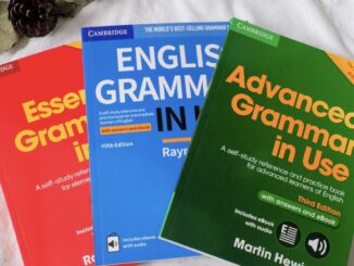 1 ชุด / 3 เล่ม รุ่นล่าสุดของ ENGLISH GRAMMAR IN USE ไวยากรณ์ภาษาอังกฤษ หนังสือ เหมาะสำหรับทุกคน คุณภาพดีสุดๆ